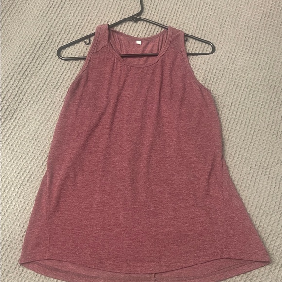 Tops - Women’s Sleeveless Scoop Neck Tank Top - Burgundy
